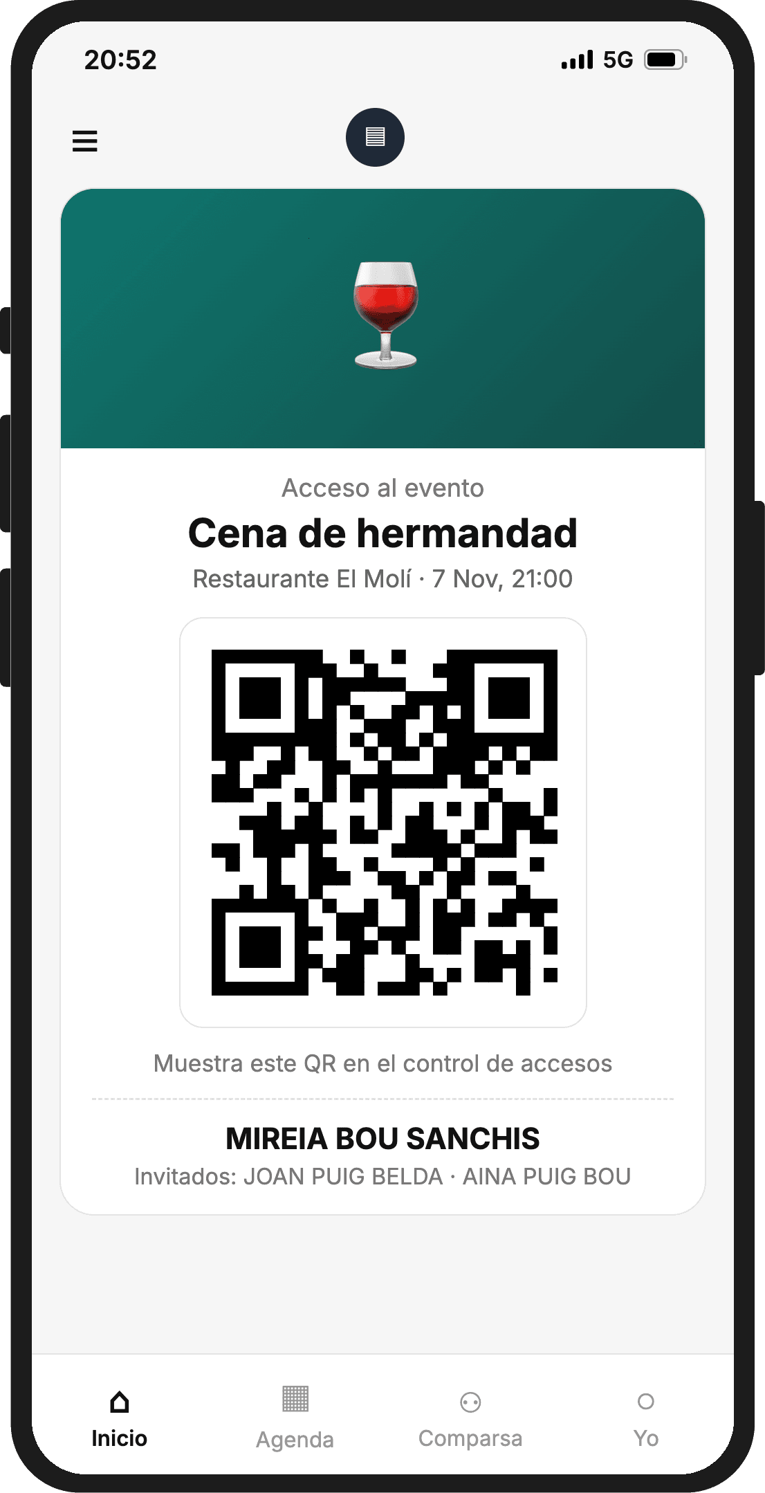Inicio de la app con la tarjeta Acceso al evento: la Cena de hermandad en el Restaurante El Molí el 7 de noviembre a las 21:00, el código QR, el texto Muestra este QR en el control de accesos, el nombre de Mireia Bou Sanchis y sus dos invitados